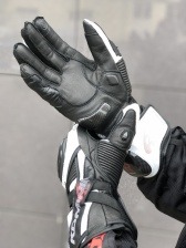 Мотоперчатки Komine GK-235 Titanium Racing Gloves