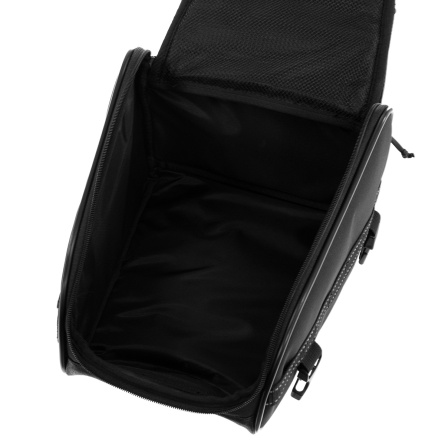 Сумка на бак Komine SA-249 Motorcycle Tail Bag 9L. Большая сумка на бак с системой PALS, объем - 9 л.