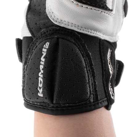 Высококачественные мотоперчатки с карбоновой защитой костяшек пальцев, ладони и кулака Komine GK-193 Protect Leather M-Gloves-GUREN