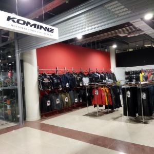 Розничный магазин KOMINE в ТЦ Формула X